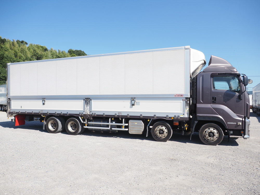 いすゞ ギガ 冷凍ウイング 大型 QKG-CYJ77B 年式 H29[写真10]