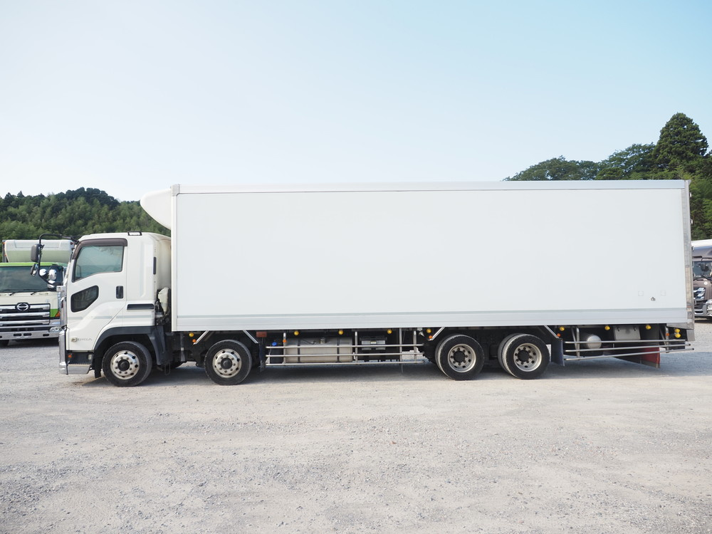 いすゞ ギガ 冷凍バン 大型 2PG-CYJ77CA 年式 H30[写真12]