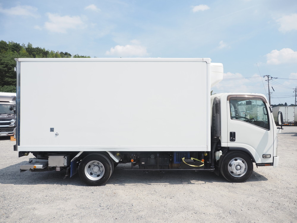 いすゞ エルフ 冷凍バン 小型 TPG-NPR85AN 年式 H28[写真09]