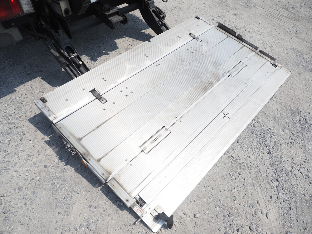 いすゞ エルフ 冷凍バン 小型 TPG-NPR85AN 年式 H28[写真22]