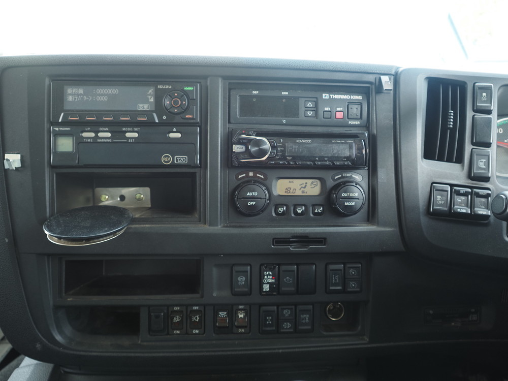 いすゞ ギガ 冷凍ウイング 大型 2KG-CYY77C 年式 H30[写真40]