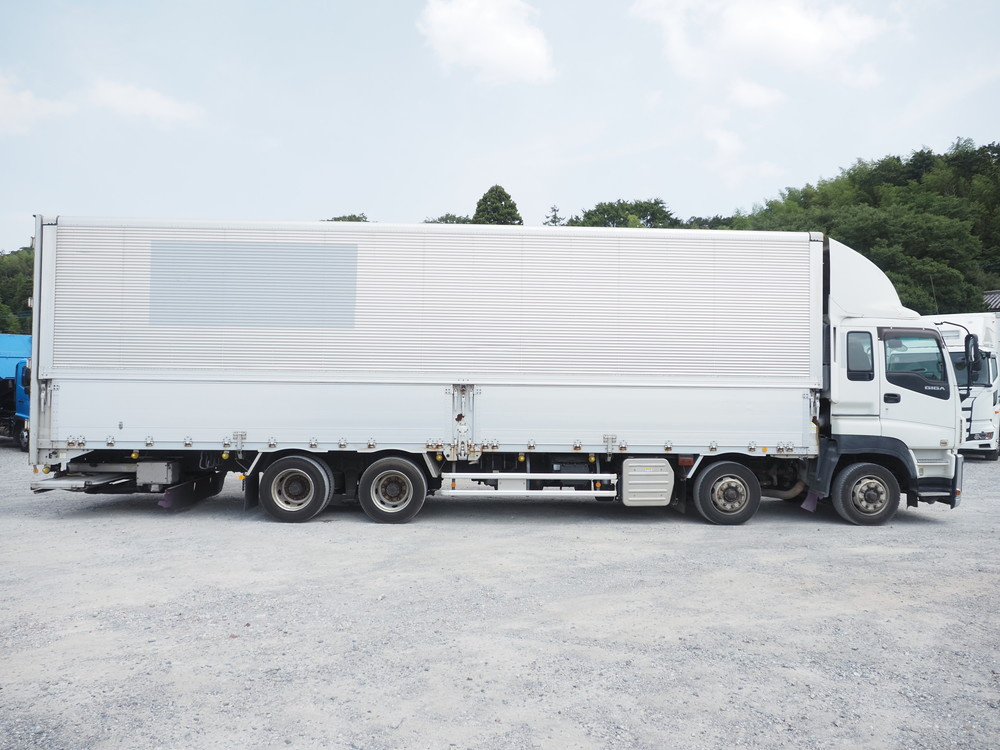 いすゞ ギガ ウイング車 大型 QKG-CYJ77A 年式 H27[写真04]