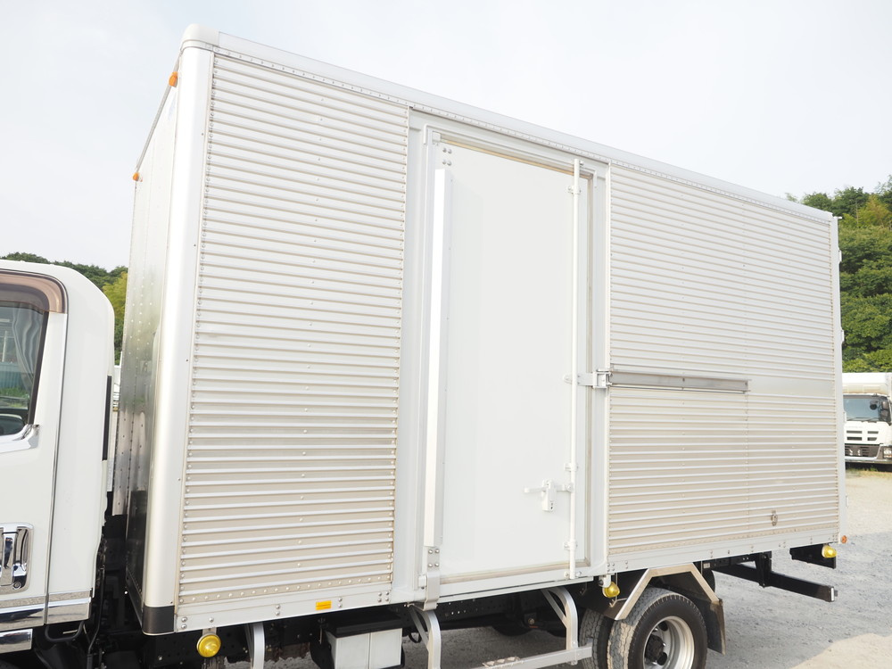 いすゞ エルフ バン車 小型 TRG-NLR85AN 年式 H29[写真12]