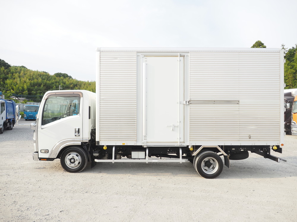 いすゞ エルフ バン車 小型 TRG-NLR85AN 年式 H29[写真11]