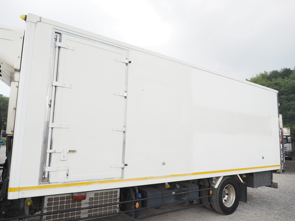 いすゞ フォワード 冷凍バン 中増t LKG-FTR34T2 年式 H24[写真11]