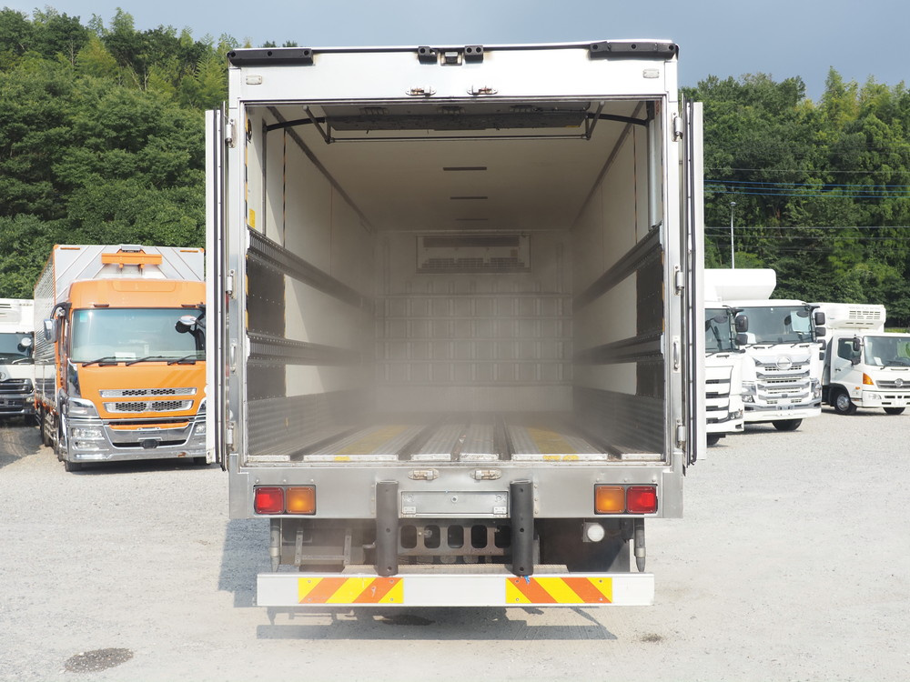 いすゞ フォワード 冷凍バン 中増t LKG-FTR34T2 年式 H24[写真14]