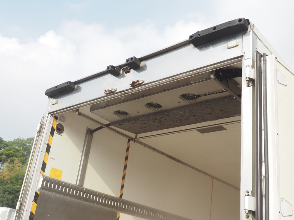 いすゞ フォワード 冷凍バン 中増t LKG-FTR34T2 年式 H24[写真15]