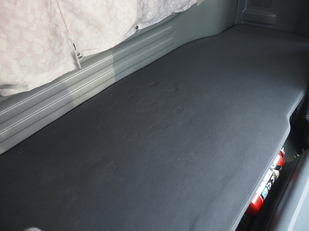 いすゞ フォワード 冷凍バン 中増t LKG-FTR34T2 年式 H24[写真28]