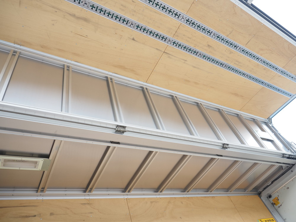 いすゞ フォワード ウイング車 中型 PDG-FRR34T2 年式 H22[写真22]