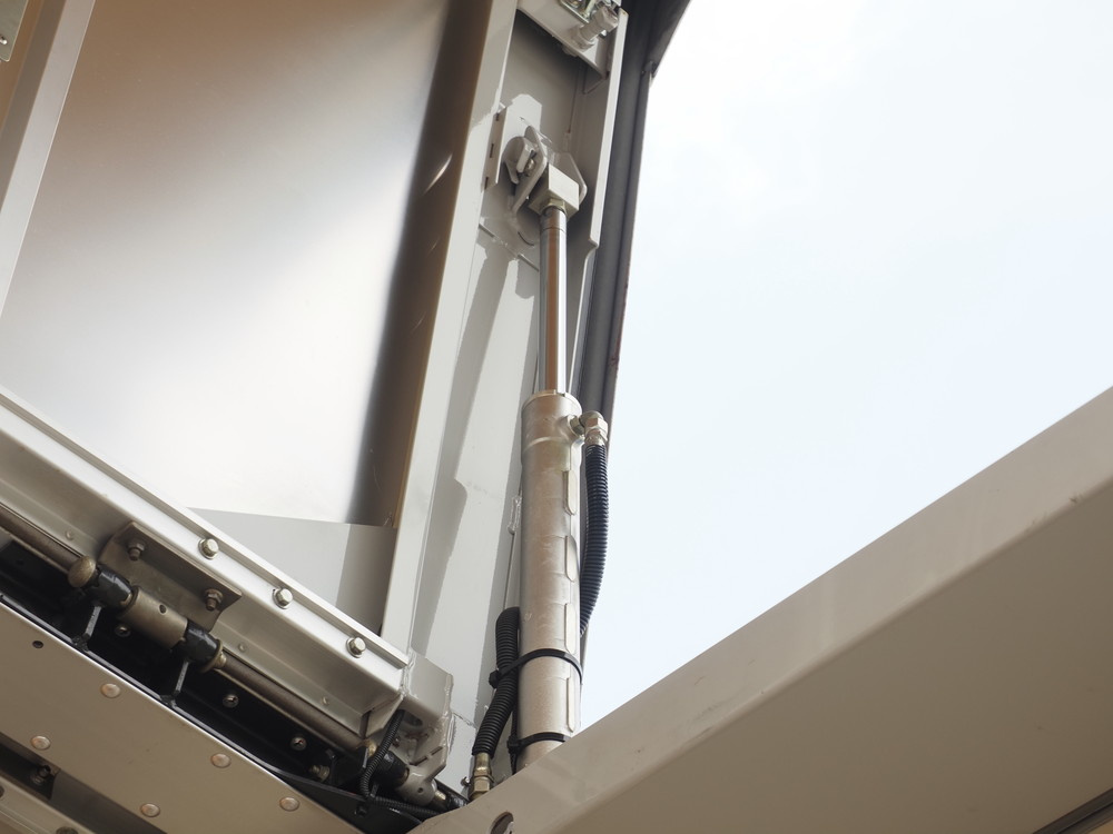 いすゞ フォワード ウイング車 中型 PDG-FRR34T2 年式 H22[写真19]