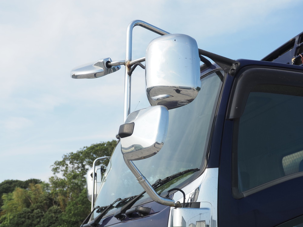 いすゞ ギガ 冷凍ウイング 大型 2KG-CYY77C 年式 H30[写真09]