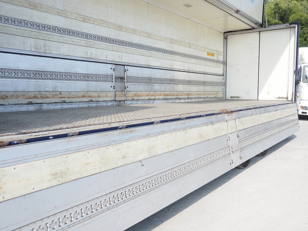 いすゞ ギガ 冷凍ウイング 大型 2KG-CYY77C 年式 H30[写真22]