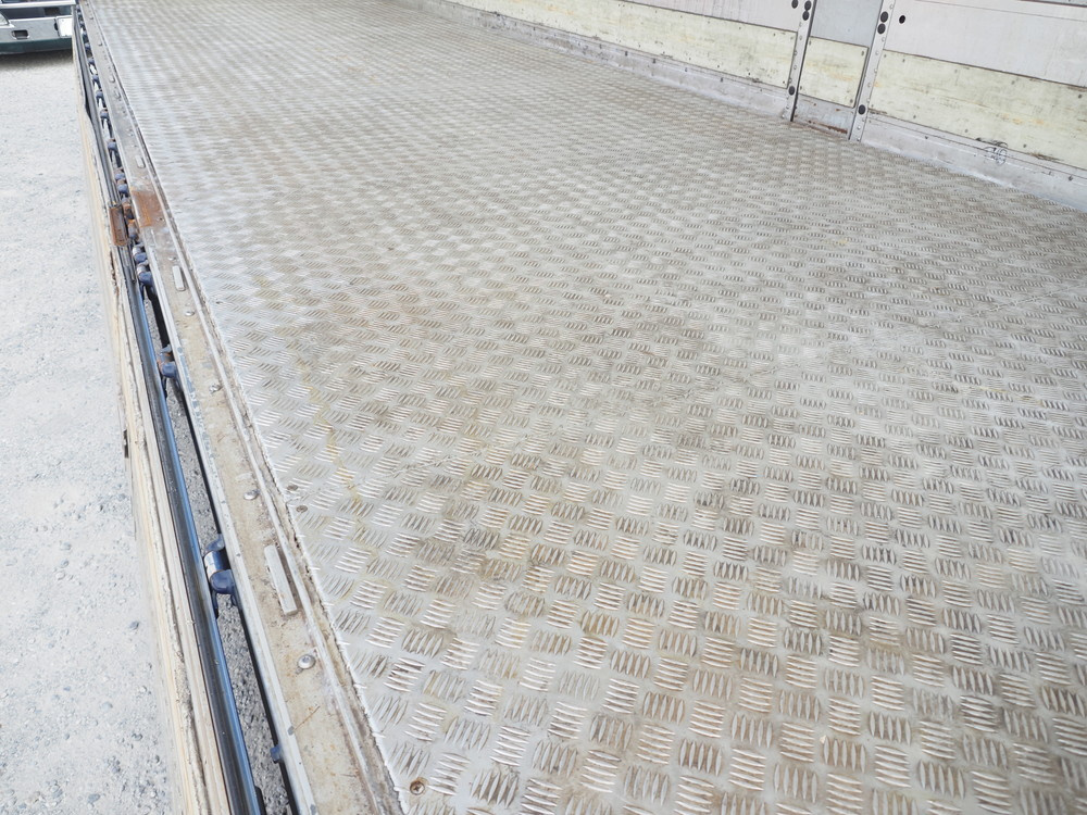 いすゞ ギガ 冷凍ウイング 大型 2KG-CYY77C 年式 H30[写真25]