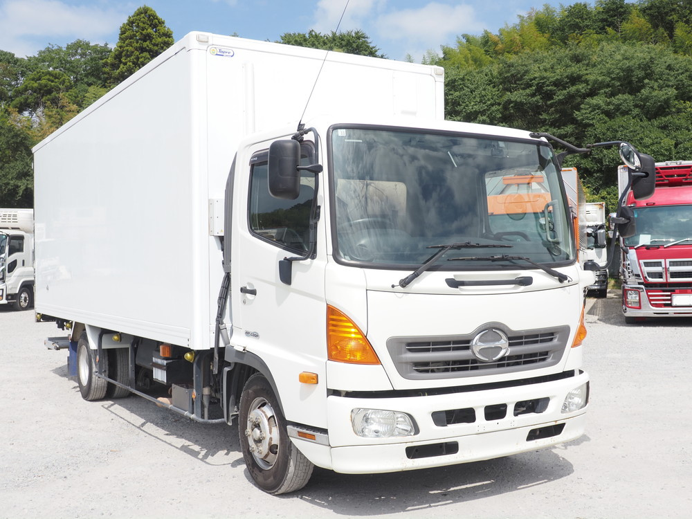 日野 レンジャープロ 冷凍バン 中型 TKG-FC9JKAG 年式 H28[写真04]