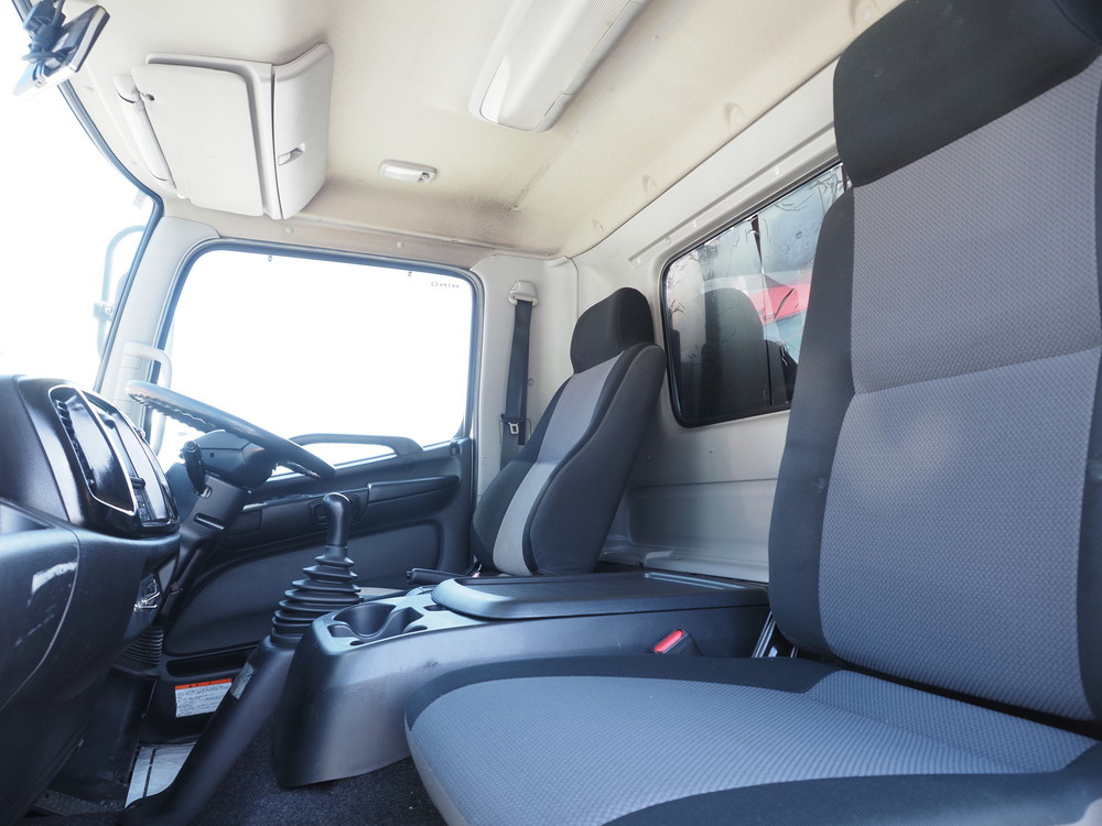 日野 レンジャープロ 冷凍バン 中型 TKG-FC9JKAG 年式 H28[写真27]
