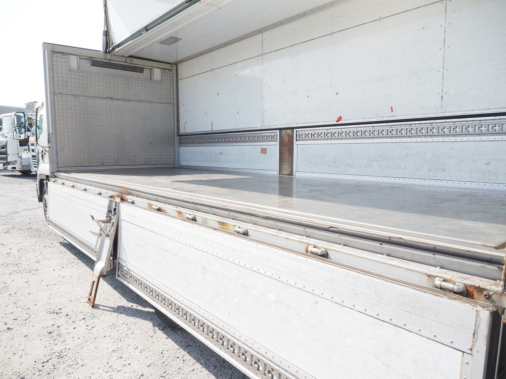 いすゞ フォワード 冷凍ウイング 中増t SKG-FSR90S2 年式 H28[写真20]