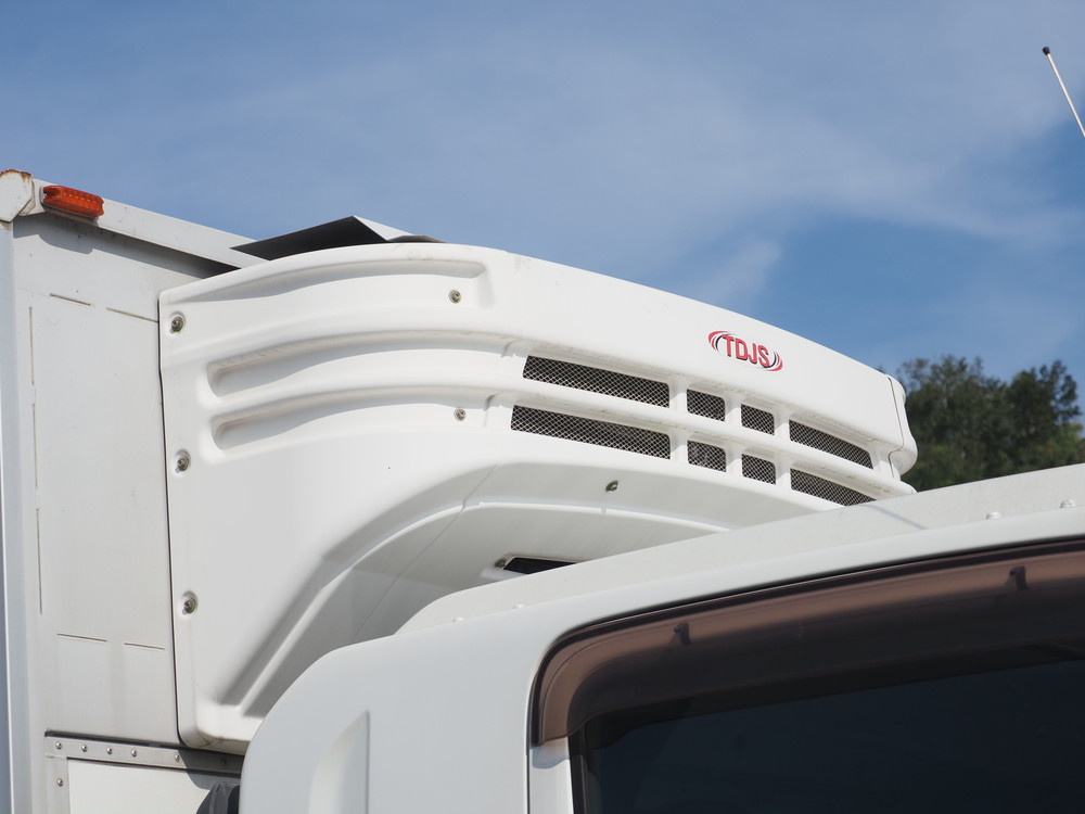 いすゞ フォワード 冷凍ウイング 中増t SKG-FSR90S2 年式 H28[写真09]