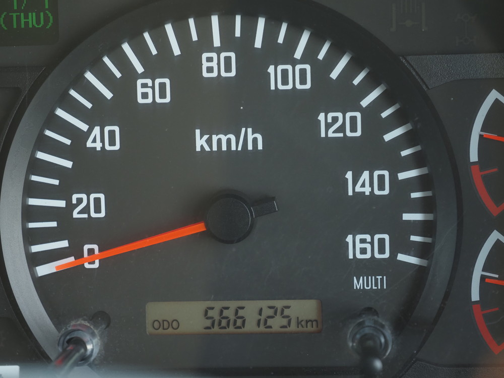 いすゞ フォワード 冷凍ウイング 中増t SKG-FSR90S2 年式 H28[写真42]