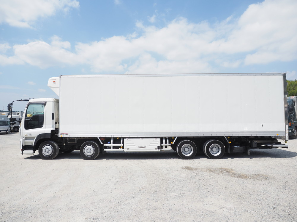 いすゞ ギガ 冷凍バン 大型 QKG-CYJ77A 年式 H25[写真07]