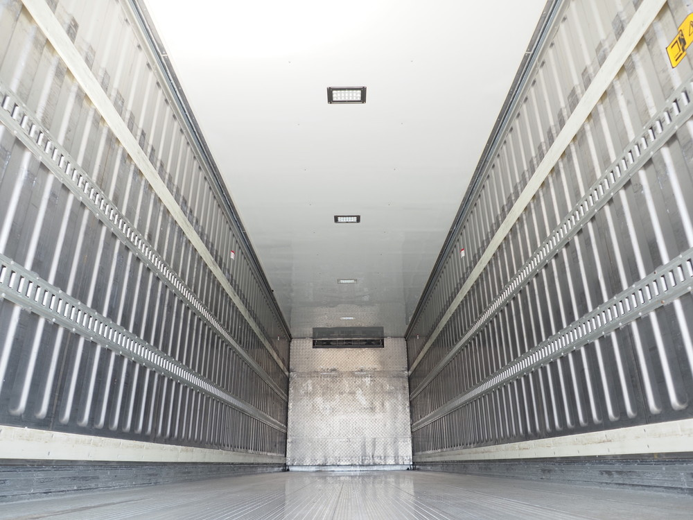 いすゞ ギガ 冷凍バン 大型 QKG-CYJ77A 年式 H25[写真15]