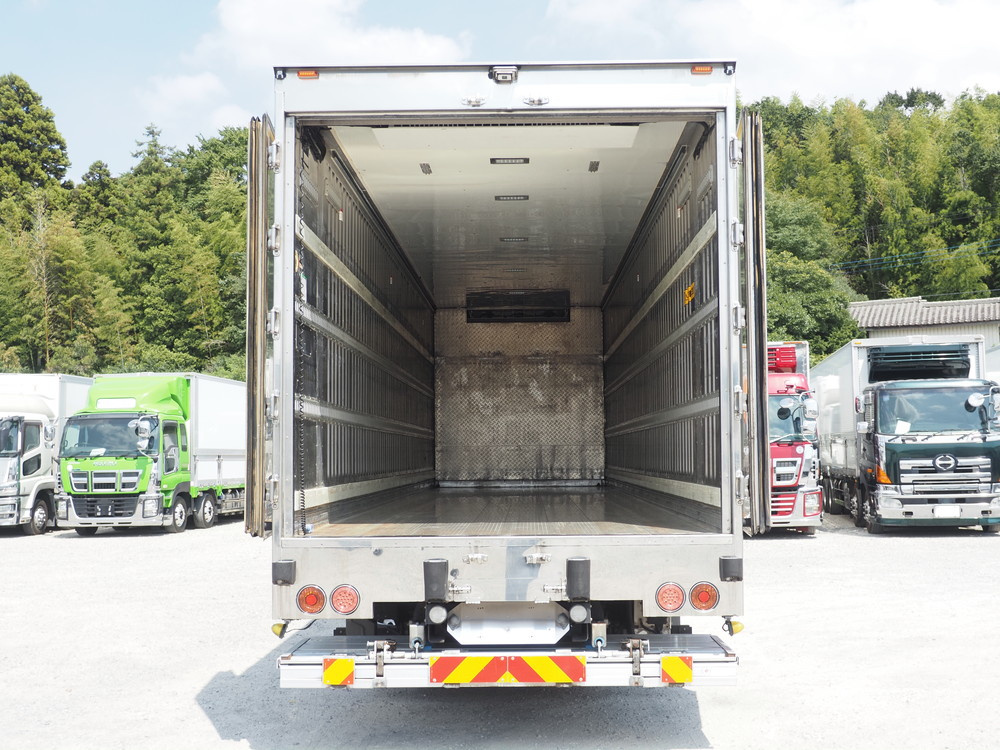 いすゞ ギガ 冷凍バン 大型 QKG-CYJ77A 年式 H25[写真13]