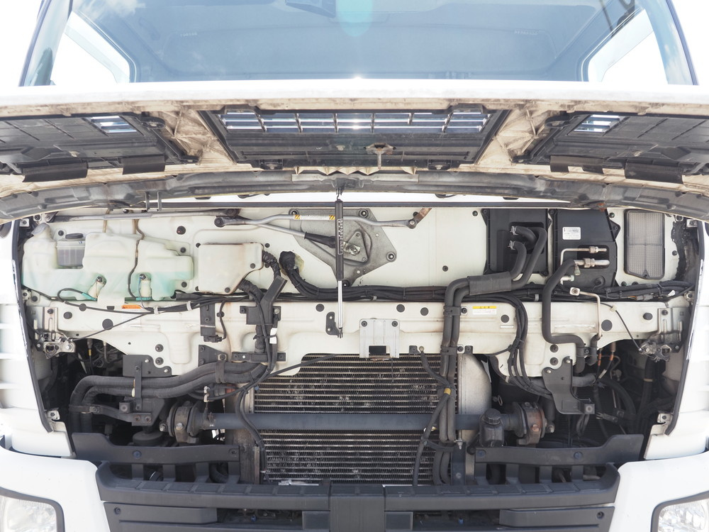 いすゞ ギガ 冷凍バン 大型 QKG-CYJ77A 年式 H25[写真37]