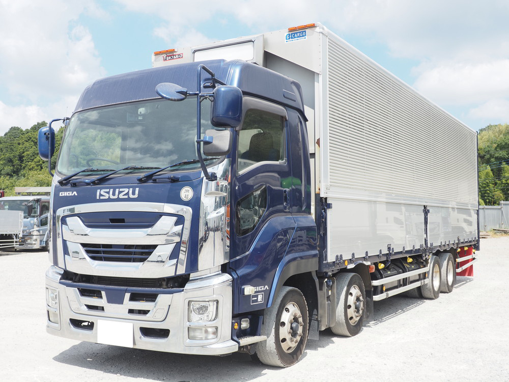いすゞ ギガ ウイング車 大型 2PG-CYJ77C 年式 H29[写真01]