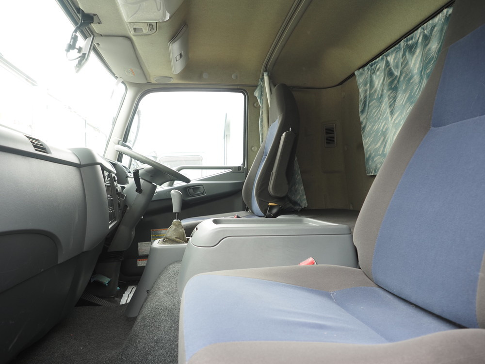 三菱ふそう ファイター ウイング車 中型 TKG-FK61F 年式 H27[写真36]