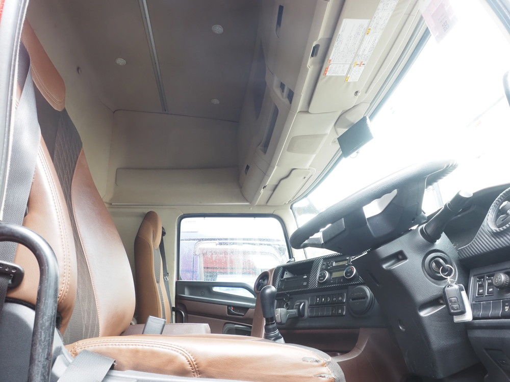 日野 プロフィア ウイング車 大型 2DG-FW1AHG 年式 H30[写真31]