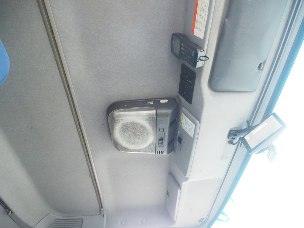 いすゞ ギガ 冷凍ウイング 大型 QKG-CYJ77A 年式 H27[写真44]