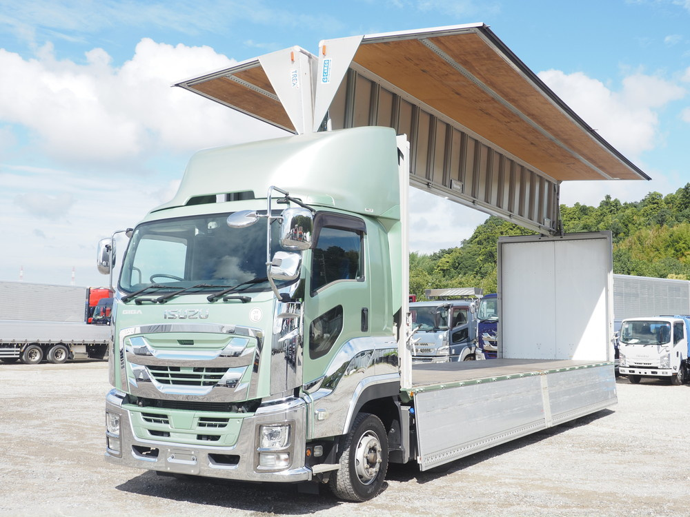 いすゞ ギガ ウイング車 大型 2PG-CYJ77C 年式 R1[写真03]