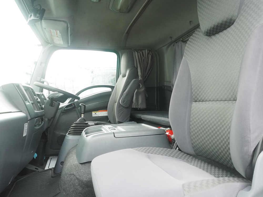いすゞ フォワード ウイング車 中型 TKG-FRR90T2 年式 H29[写真43]