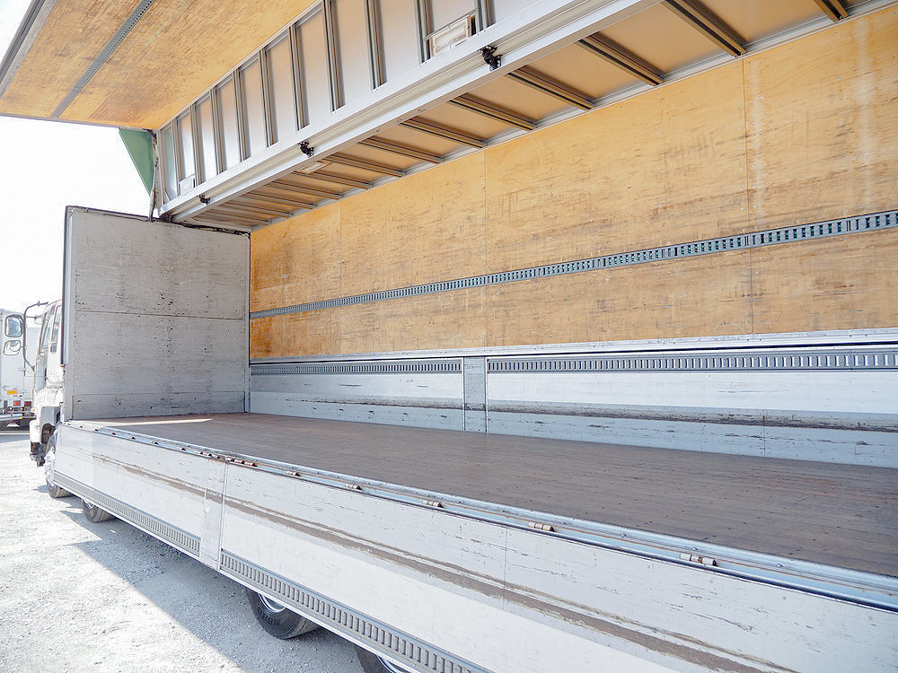 いすゞ ギガ ウイング車 大型 LKG-CYJ77A 年式 H24[写真19]