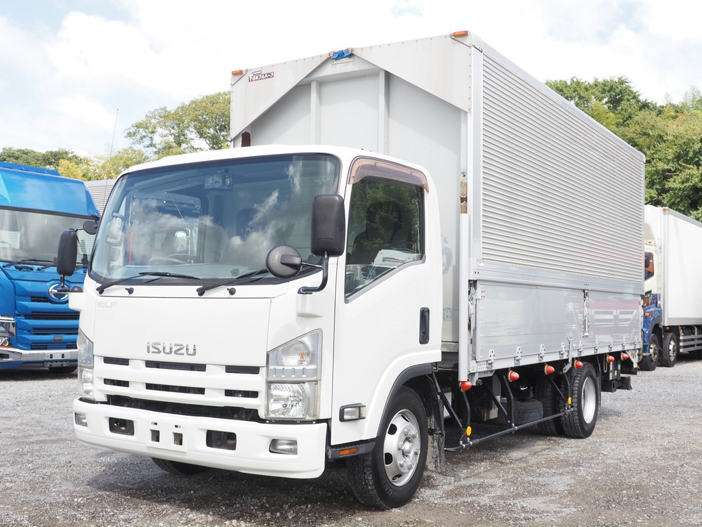 いすゞ エルフ ウイング車 小型 TKG-NPR85AN 年式 H26[写真01]