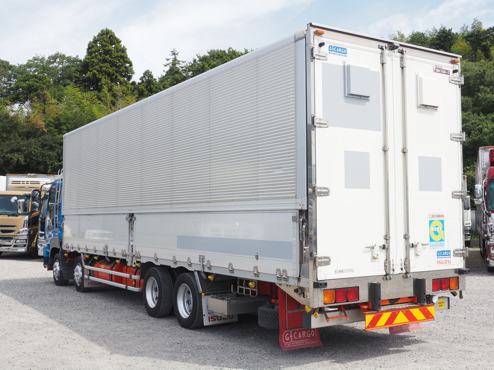 いすゞ ギガ ウイング車 大型 QKG-CYJ77A 年式 H24[写真08]
