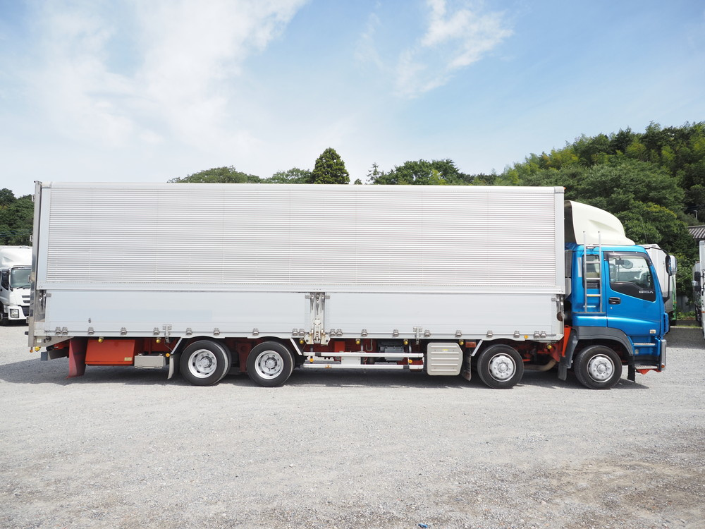いすゞ ギガ ウイング車 大型 QKG-CYJ77A 年式 H24[写真09]