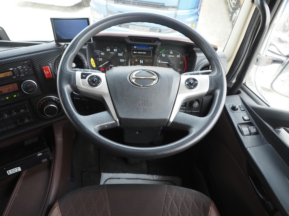 日野 プロフィア ウイング車 大型 2DG-FW1AHG 年式 H30[写真31]