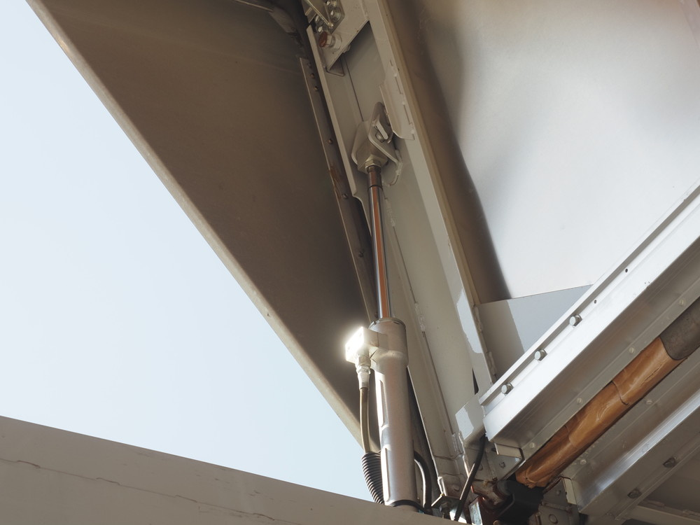 いすゞ エルフ ウイング車 小型 TKG-NPR85AN 年式 H25[写真17]