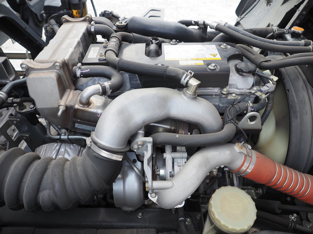 いすゞ フォワード ウイング車 中型 2RG-FRR90T2 年式 H30[写真39]