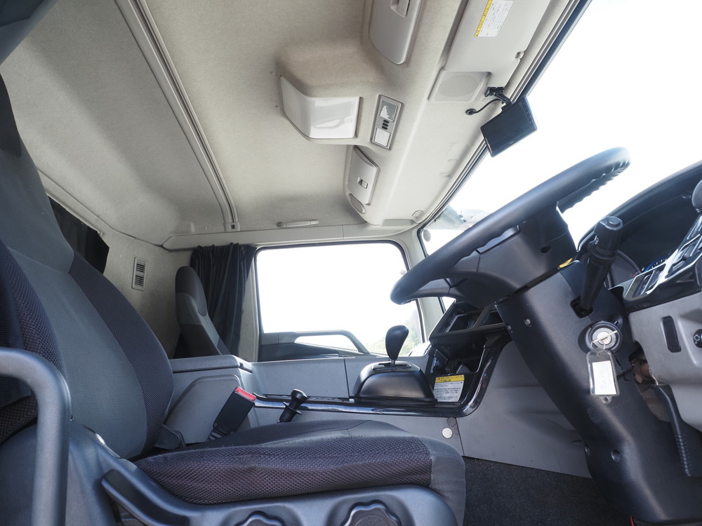 三菱ふそう スーパーグレート ウイング車 大型 QPG-FS64VZ 年式 H29[写真26]