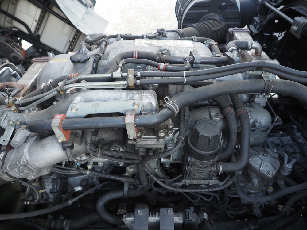 いすゞ ギガ ウイング車 大型 QPG-CYJ77B 年式 H29[写真47]