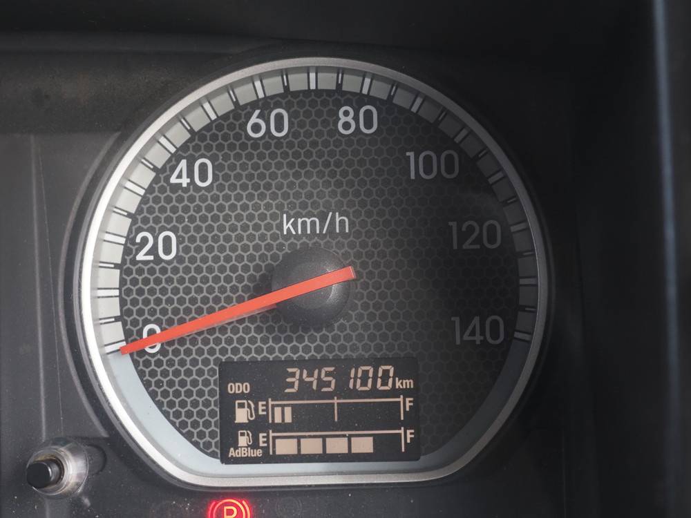 いすゞ ギガ 平ボディ 大型 QKG-CYJ77B 年式 H29[写真37]