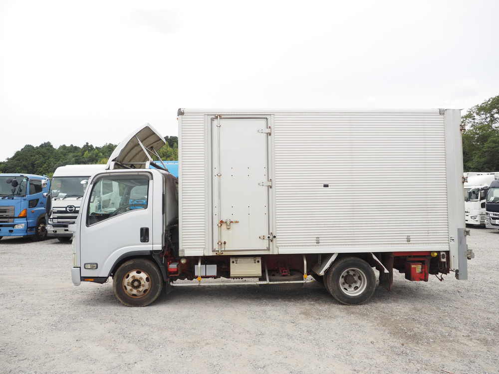 いすゞ エルフ バン車 小型 BDG-NPR85AN 年式 H20[写真09]