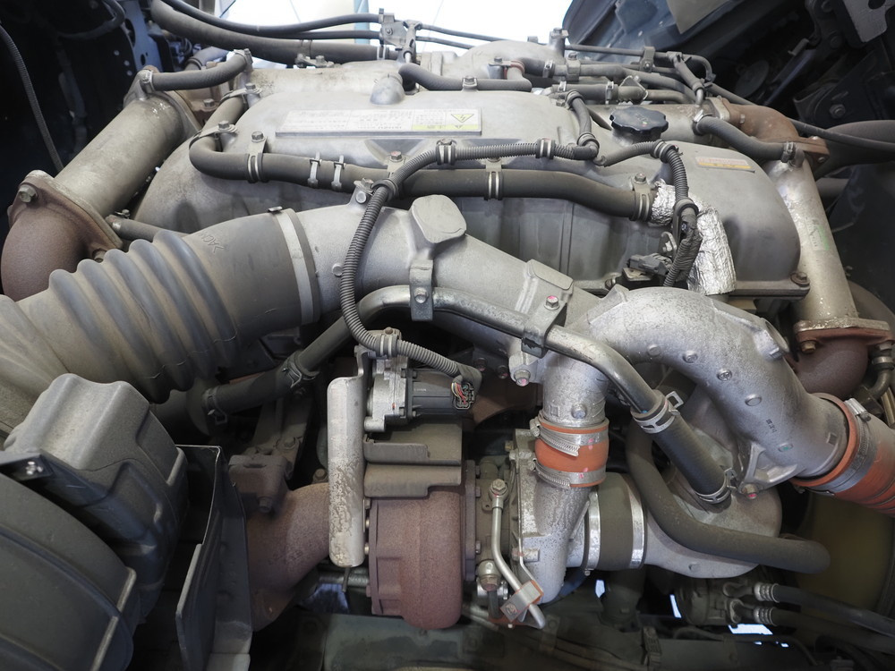 いすゞ ギガ ウイング車 大型 LKG-CYJ77A 年式 H24[写真51]