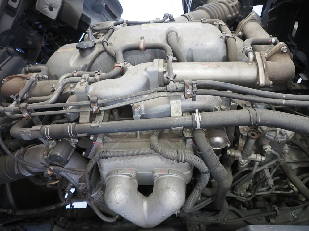 いすゞ ギガ ウイング車 大型 LKG-CYJ77A 年式 H24[写真50]