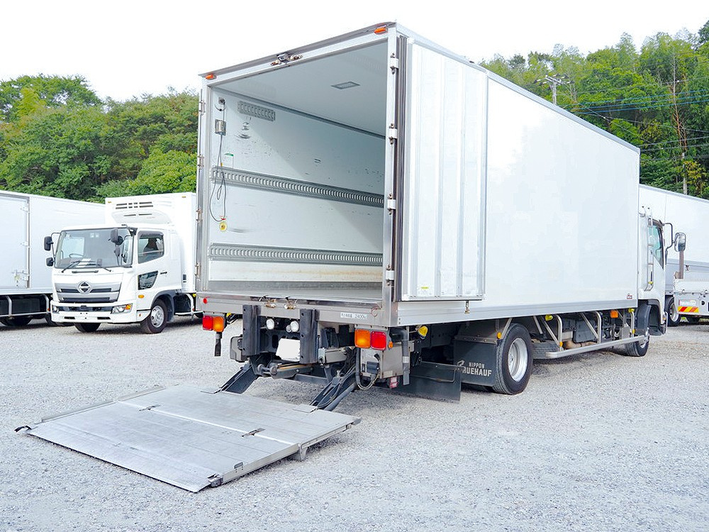 いすゞ フォワード 冷凍バン 中型 2PG-FRR90T2 年式 H30[写真22]