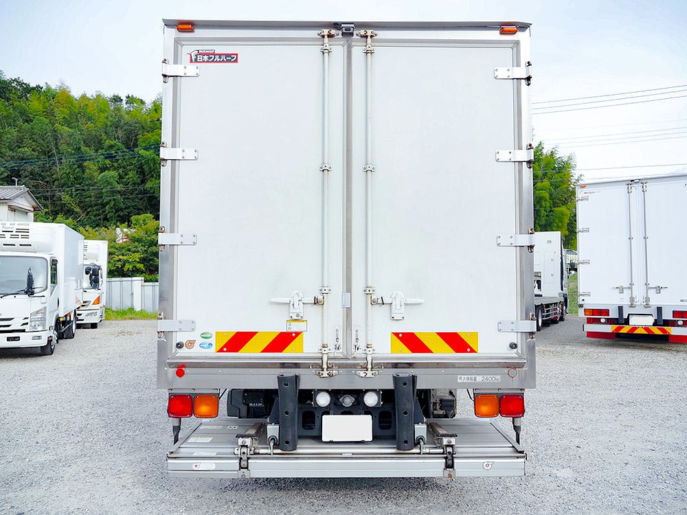 いすゞ フォワード 冷凍バン 中型 2PG-FRR90T2 年式 H30[写真06]