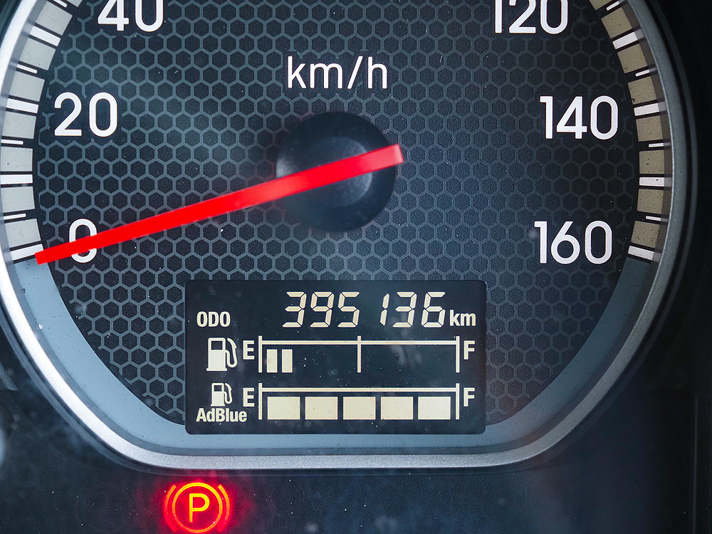 いすゞ フォワード 冷凍バン 中型 2PG-FRR90T2 年式 H30[写真36]