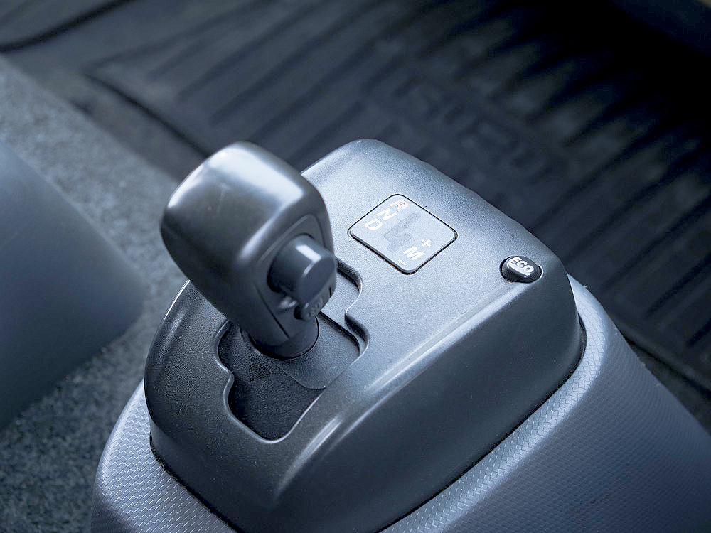 いすゞ フォワード 冷凍バン 中型 2PG-FRR90T2 年式 H30[写真30]