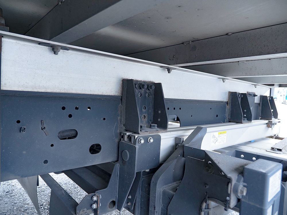 いすゞ フォワード 冷凍バン 中型 2PG-FRR90T2 年式 H30[写真40]